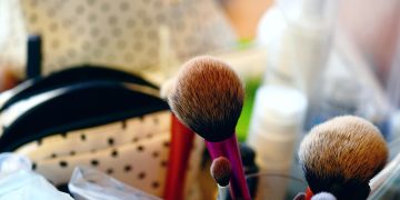 cosmetics, make up, paint brush, beauty, bristles, utensils, bath, bathroom, powder brush, instruct