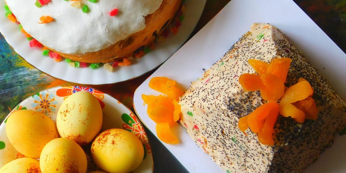 easter, cake, decor, holiday, bakery products, nature, spring, resurrection, orthodoxy, sweet, table, glaze, bake, dough, eggs, food, sunday, kitchen, dessert, decoration